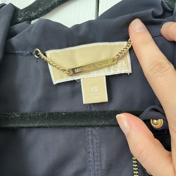 Michael Kors - Spring Jacket with Cinched Waist in Navy with Gold Toned Hardware - Picture 8 of 8